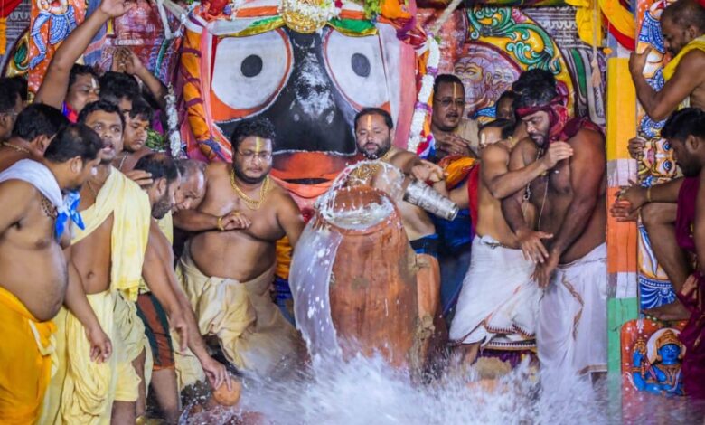 ଆଜି ଦ୍ୱାଦଶୀ ତିଥିରେ ମହାପ୍ରଭୁ ଙ୍କ ଅଧରପଣା ନୀତି । ଆଜି ଦ୍ୱାଦଶୀ ତିଥିରେ ମହାପ୍ରଭୁ ଙ୍କ ଅଧରପଣା ନୀତି ।