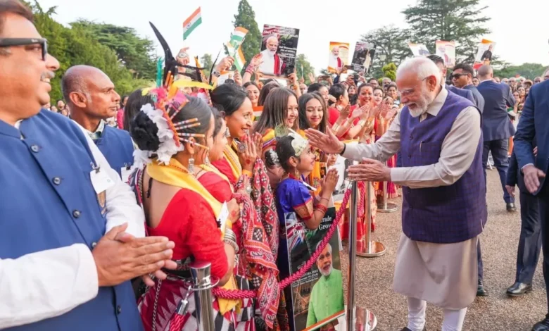 ଦୁଇ ଦିନିଆ ୟୁକେ ଗସ୍ତରେ ପ୍ରଧାନମନ୍ତ୍ରୀ ମୋଦି । ଦୁଇ ଦିନିଆ ୟୁକେ ଗସ୍ତରେ ପ୍ରଧାନମନ୍ତ୍ରୀ ମୋଦି ।