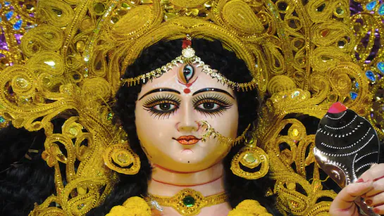 ଧରାବତରଣ କରିଛନ୍ତି ଜଗତଜନନୀ ମା’ ଦୁର୍ଗା ।